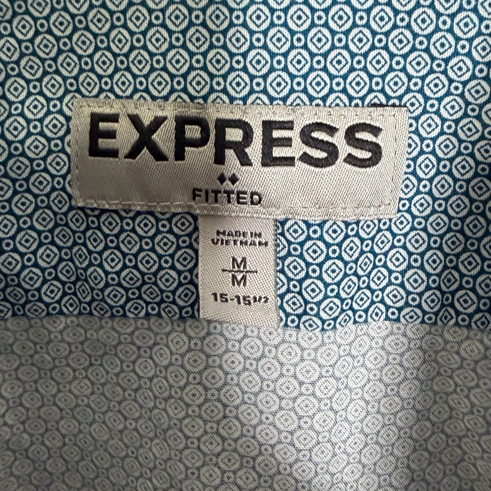 Express Men's Light Blue Micro-Pattern Dress Shirt Button Down Medium - Picture 3 of 6